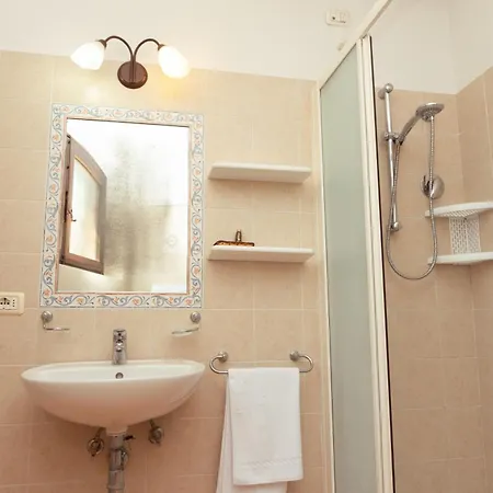 Farm stay Borgo Rapale